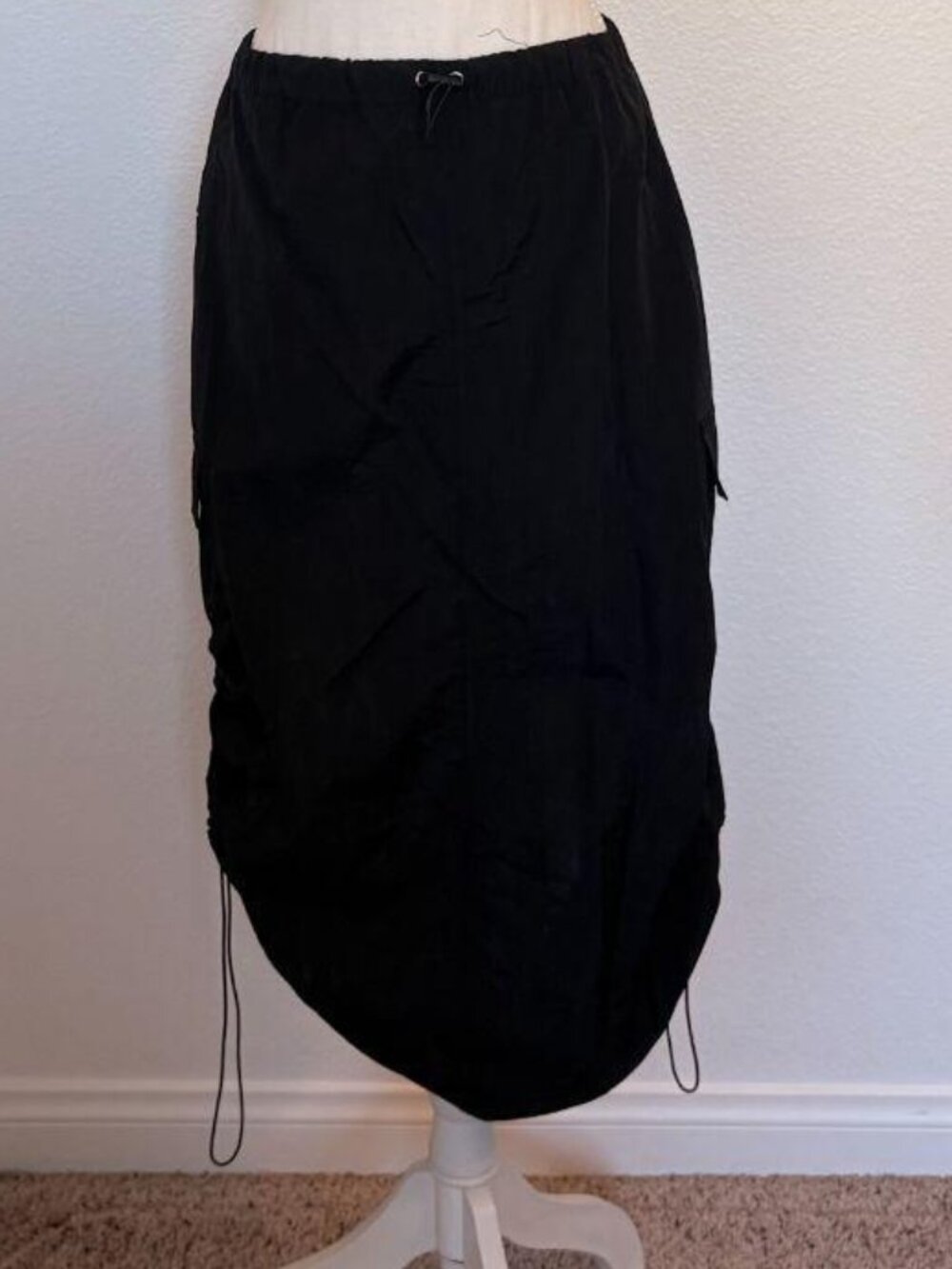 West of Melrose midi/maxi parachute skirt ✨